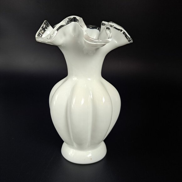 Fenton Silvercrest White Milk Glass Ruffled Melon Vase Elegant Home Decor - Picture 1 of 15